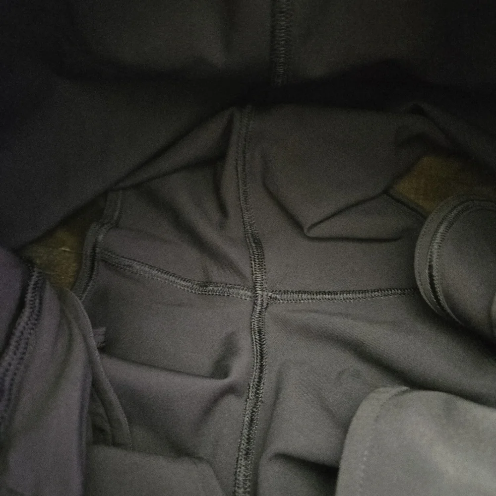 LULULEMON Stretch HR Shorts |‎ 2